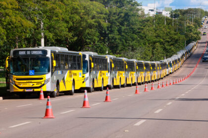 Prefeito de Palmas assina ordem de serviço para início da nova frota de transporte coletivo