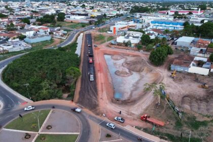 Gurupi acelera o progresso: pavimentação em CBUQ marca avanço da 2ª etapa da Via da Integração